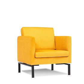 Кресло с черными опорами Unital Отто 800x770x880