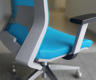 Офисное кресло Light