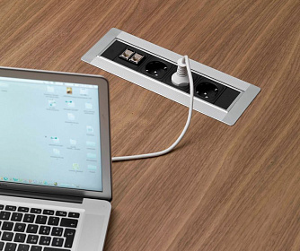 Стол для переговоров OLA