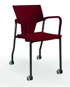 Стул на 4 ногах и колесах с подлокотниками