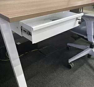 Ящик выдвижной металлический с замком 454х330х106